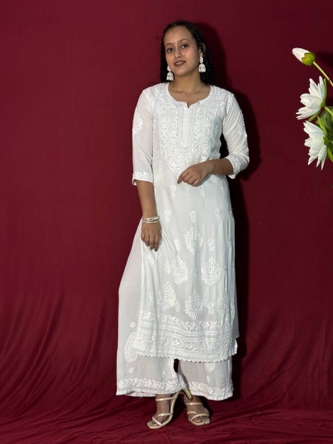 White Handmade Quraishiya co-ord set 6D work - Image 3