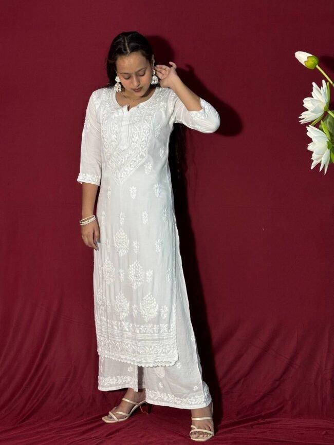White Handmade Quraishiya co-ord set 6D work - Image 2