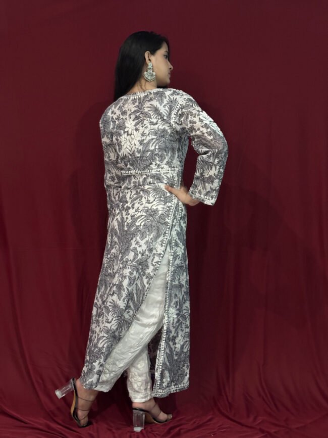 Beautiful black-grey Mul-Mul Fabric 3D Work Kurti Angrakha Style - Image 4